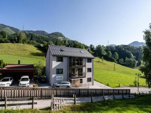 Slunce in Bruck an der Großglocknerstraße, Österreich