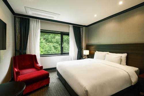 1 queen bed