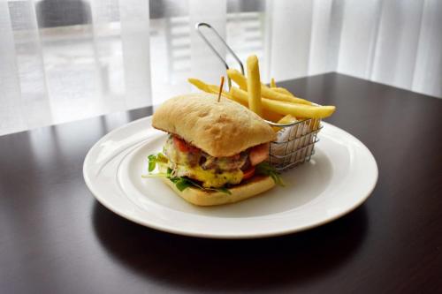 Holiday Inn Parramatta By IHG - image 3