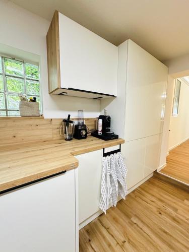 Luxuriose & stilvolle Wohnung mit Spa-Bad, Home-Office & Fitnessbereich in Jockgrim