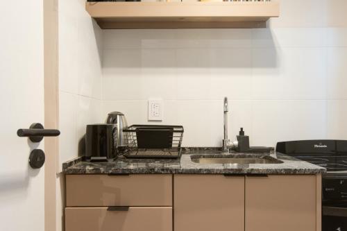 Peron Rent-15 HOSPITAL ITAIANO, MEVATERAPIA- NAVAL- GUEMES in Almagro