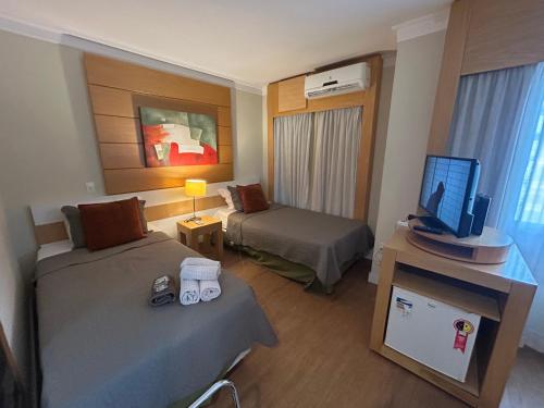 Hotel Nobil Aeroporto Congonhas com Piscina duplo 713 – khách sạn tại Campo Belo