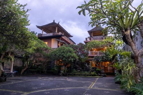 Uma Shanty Near to Lempuyang