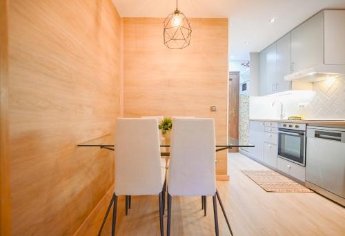 cuina, Escapada Natural con Parking, Vistas y Jardin in Sant Julia de Loria