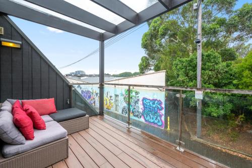 Camperdown Parkside Studio - image 8
