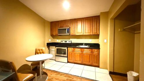 Redondo Beach Inn - LAX in Torrance