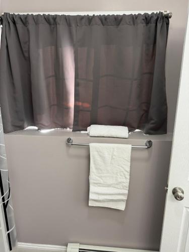 Private room and bathroom in Providence, USA