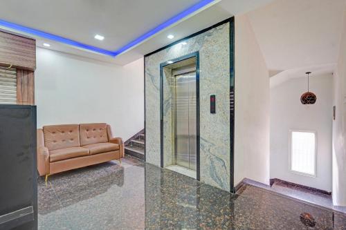 Lobby, Super Townhouse Vanagaram Apollo Hospital Chennai Formerly V Hotels & Restaurant in Poonamallee