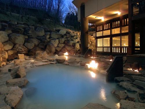 Japanese-Style Room - Non-Smoking - South Building