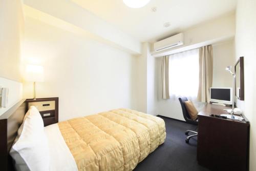 Fuchu Urban Hotel Annex Stop at Fuchu Urban Hotel Annex to discover the wonders of Tokyo. Offering a variety of facilities and services, the property provides all you need for a good nights sleep. Service-minded staff will 