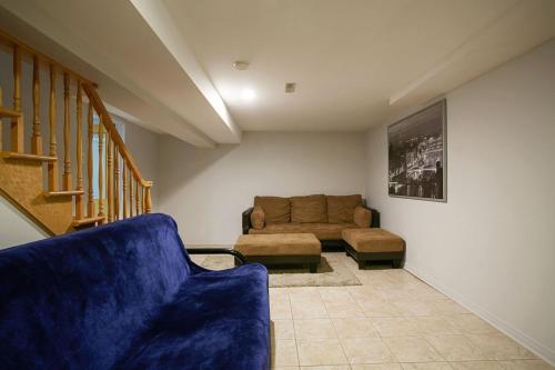 Exterior view, Big Cozy House in Southwest