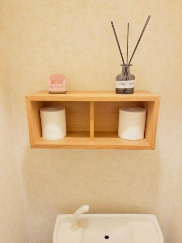 201 Dotonbori River5 min walk to Dotonbori Kuromon Market Shinsaibashi, Namba business district washing machine on balcony 1F free dryer microwave