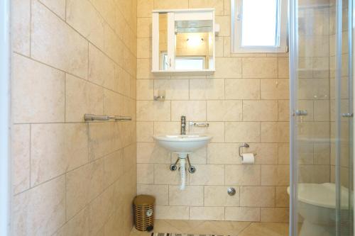 Apartments Lora Apartments Lora