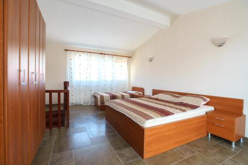 Apartments Lora Apartments Lora