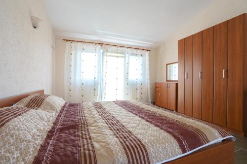 Apartments Lora Apartments Lora