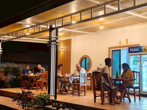 コージュム / コーフー（クラビ） Star Garden Home ホテル レストラン