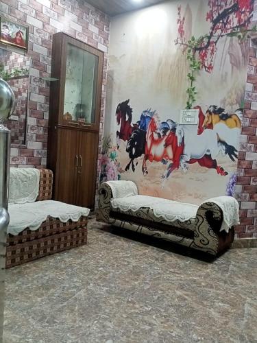 Jindal homestay-Two mints walk from golden temple photo 5