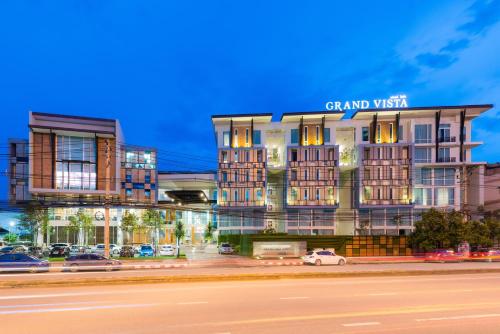 Grand Vista Hotel Chiangrai-SHA Extra Plus