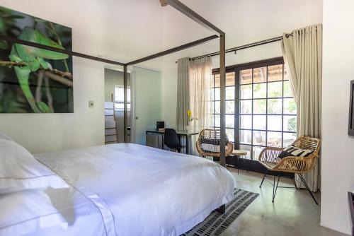 Africa Lodge Room Type - Deluxe King Room