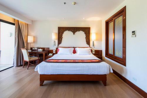 room detail thumbnail 1