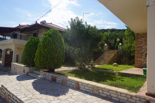 Elaia Houses