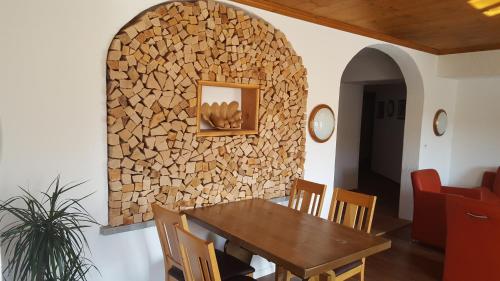 صالة مشتركة/ منطقة التلفزيون, Hotel Vorab - Familienbetrieb mit Herz in فلايمز