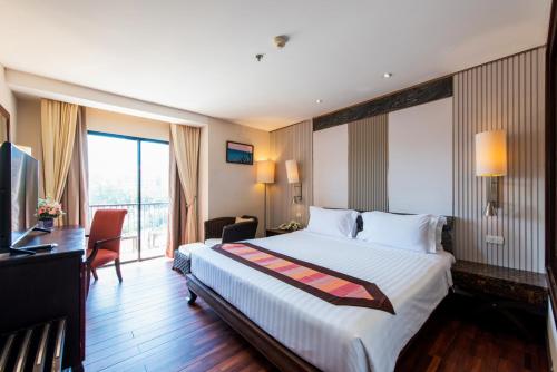 room detail thumbnail 0