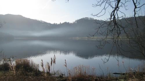 Lake View Country House