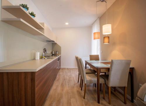 Enjoy Apartments 5