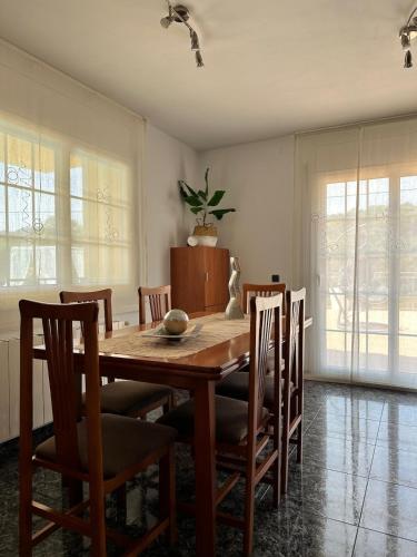 Seahomes Vacations - Charming House with Private Pool in Santa Susanna