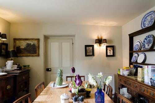 Heron House - image 10