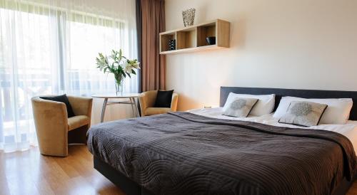 1 double bed
