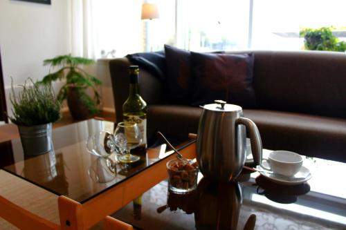 Shared lounge/TV area, Hotel Lisboa in Frederikshavn