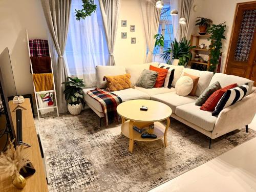 客房, Hearty 1800 Wooden House Near Old Town in 鮑渥