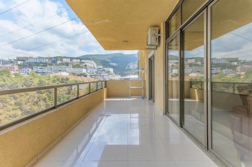 Sky View - 2BR - Beirut, Fanar in Sad El Baouchriye