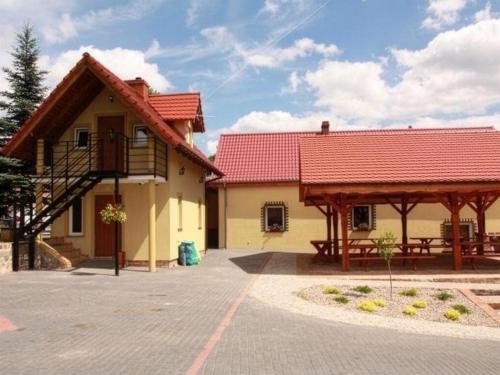 Exterior view of Stanica Lowiecka Kniejowka