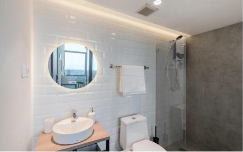 Cove Hillcrest Room Type - Suite