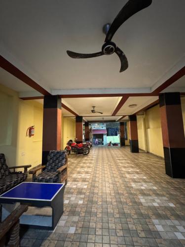 Hotel Lisa Galaxy in 戈巴爾布爾