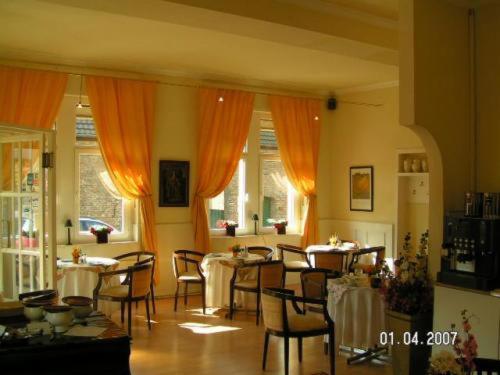 Hotel Gasthaus Krone, Cologne (photo 3)