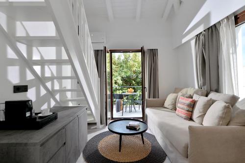 Yianna Hotel Room Type - Standard Suite with Loft Yianna Hotel Room Type - Standard Suite with Loft