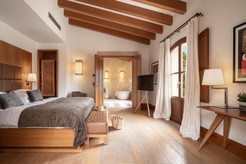 room detail thumbnail 0