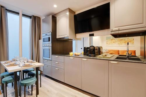 Modern apartment - 2BR 6P - Enfants-Rouges - main image
