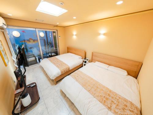 Roppongi sta 3min , Akasaka Sta, 3min,Family & Group Stay,WiFi, Switch,King bed