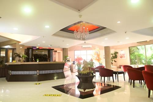 Lobby, Aayush Resort Karjat in Shedung