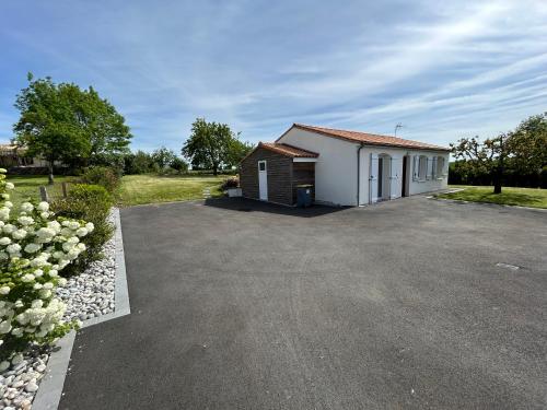 Gite Vintage 63 Le Hameau 1936 gîte à louer Saint-Christophe-sur-Roc