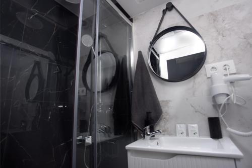 Atocha Rooms - image 4