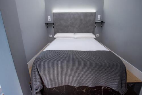 Atocha Rooms - image 6