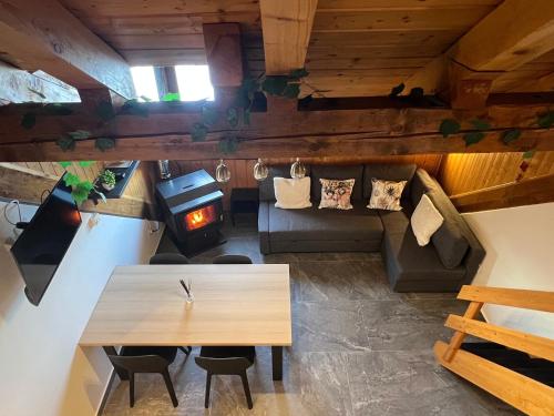 Dinastia Case Snow Apartment - Temu Dinastia Case Snow Apartment - Temu