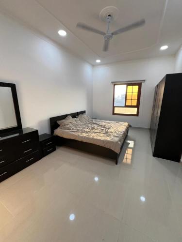 Your Cozy Stay in Bahrain in 마디낫 이사