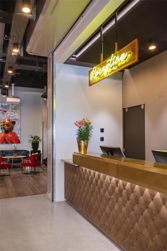 THE BRISTOL - Hotel-Bar-Lounge - Bern City Center - image 7